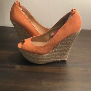 Wedges. Color coral